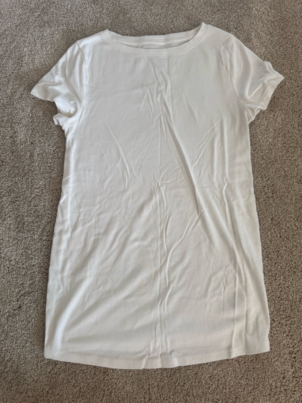 Isabel Maternity by Ingrid & Isabel White Short Sleeve Maternity Tee